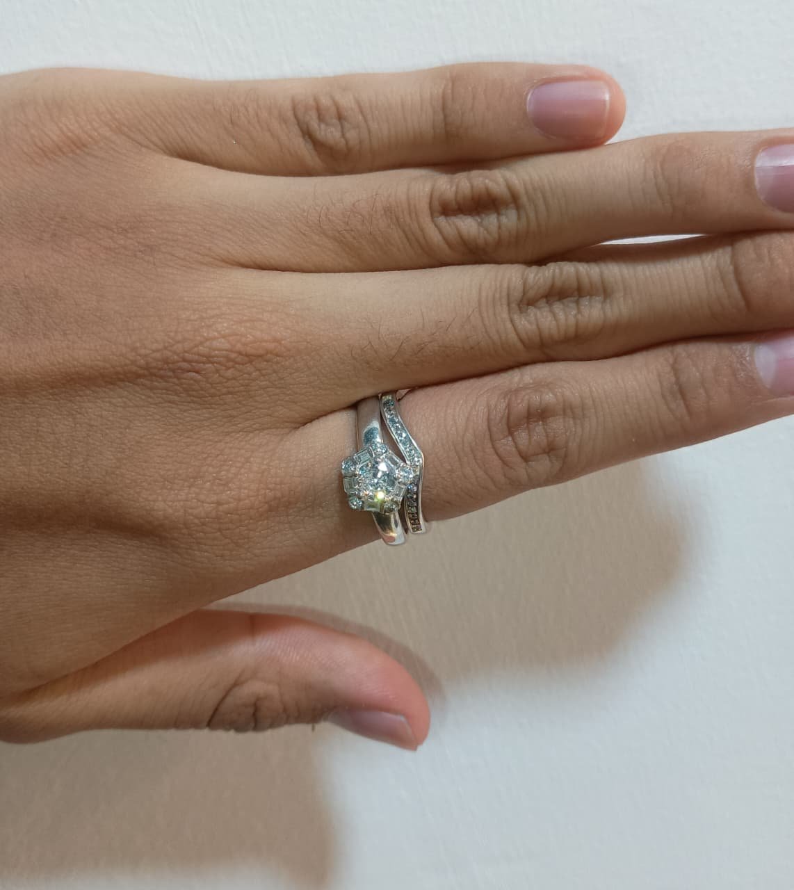 ANILLO COMPROMISO ESTILO CUADRADO 