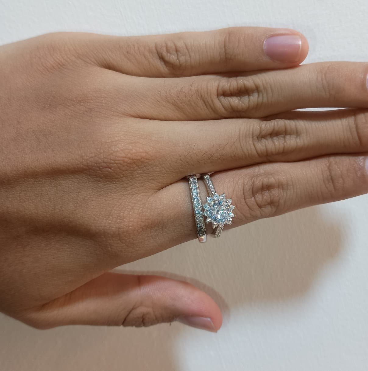SET ANILLO DE COMPROMISO Y ARGOLLA CON CIRCONIAS