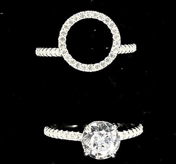 ANILLO DÚO RESPLANDOR ETERNO Y PAVÉ DE CRISTALES