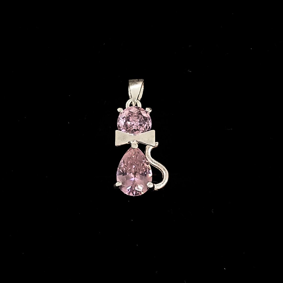 DIJE DE GATITO CON PIEDRA  COLOR ROSADO 