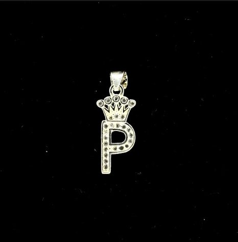 DIJE LETRA "P" CORONA 