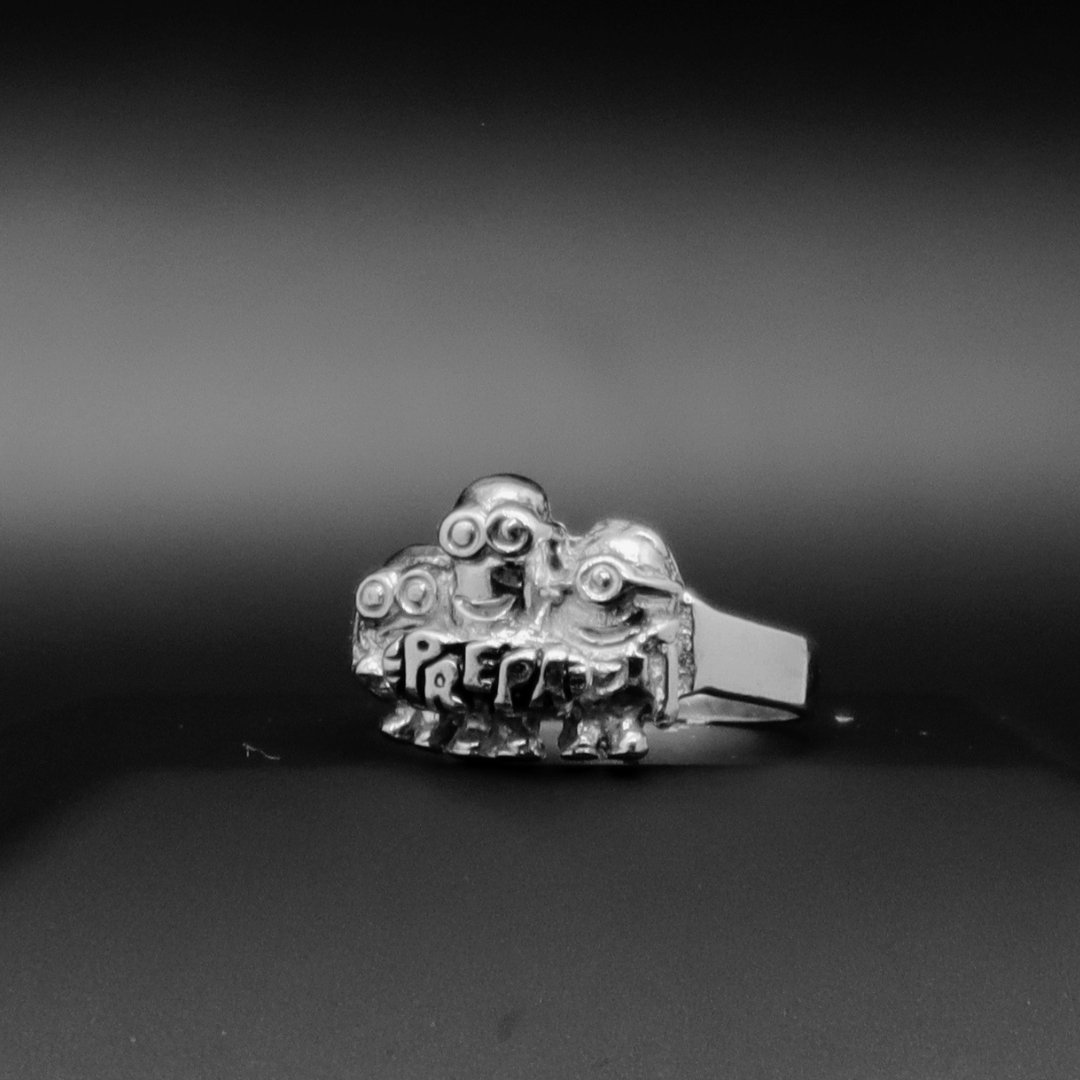 ANILLO GRADUACION PARA PREPA MINIONS 