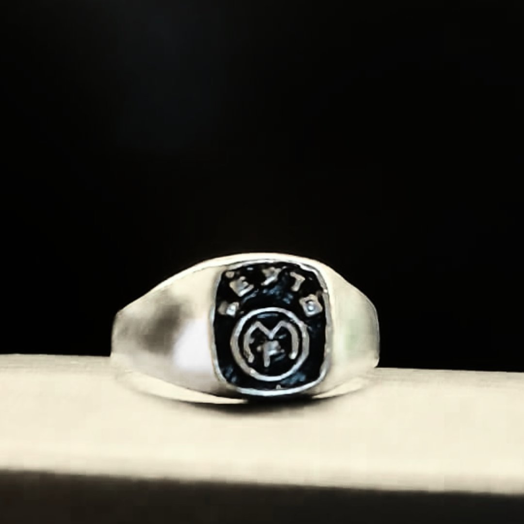 ANILLO 6TO ESTILO EMBLEMA 