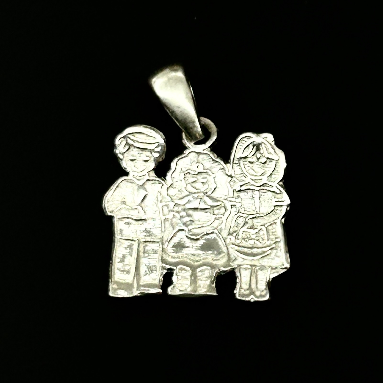 DIJE FAMILIA (MAMA PAPA E HIJA)