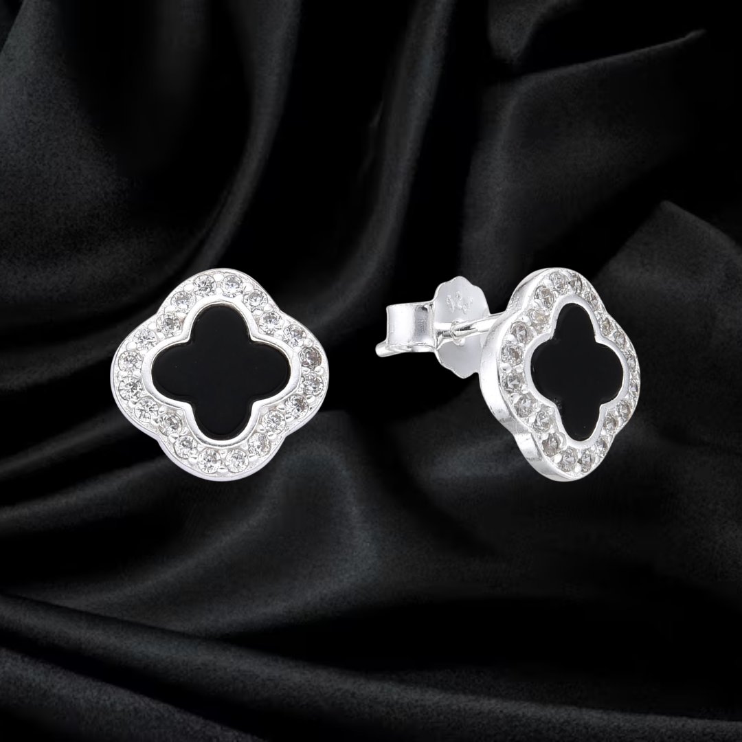 ARETES TREBOL NEGRO 
