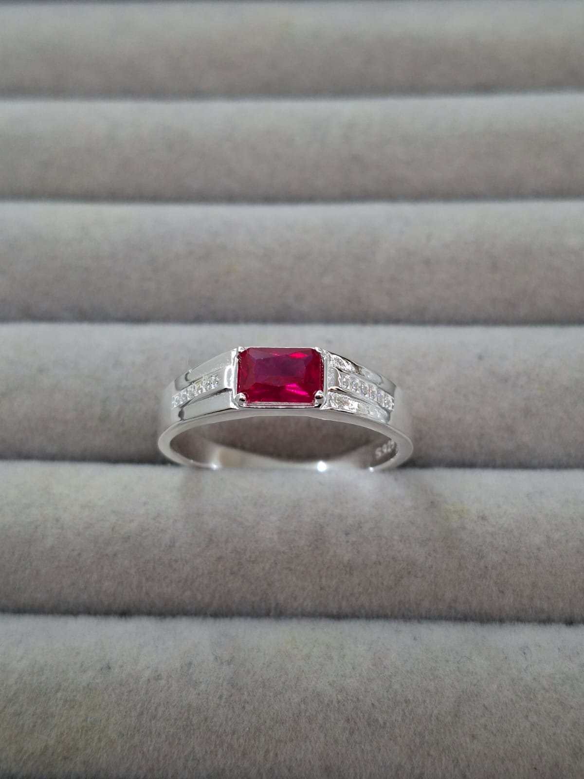 ANILLO FUCSIA