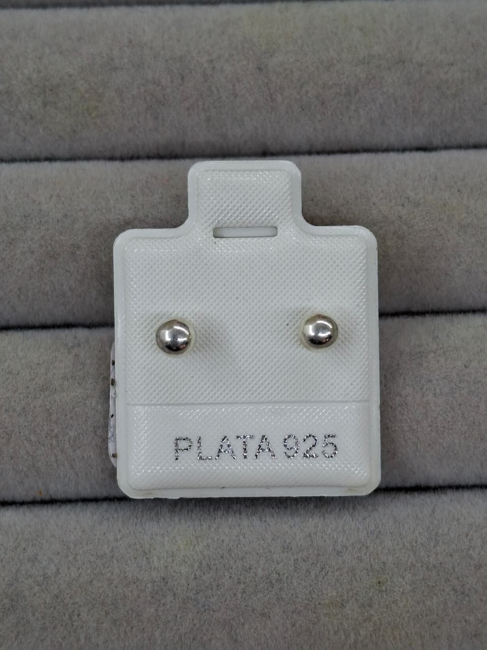 ARETE PERLA DORMIS