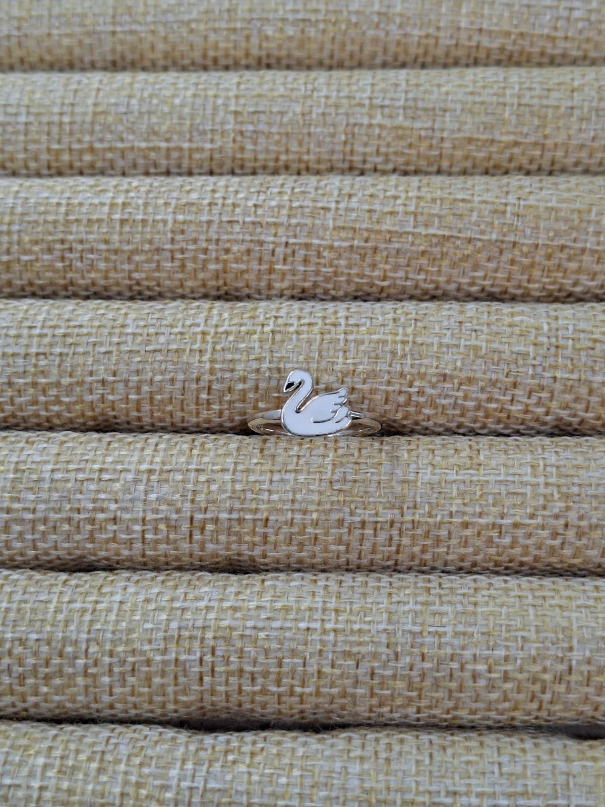 ANILLO CISNE