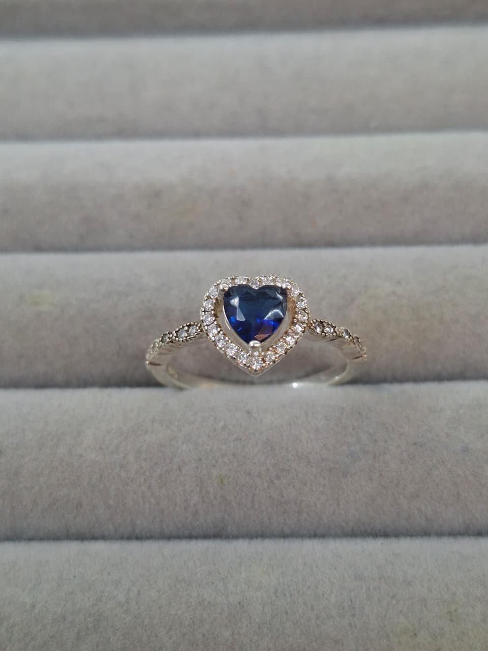 ANILLO CORAZON AZUL