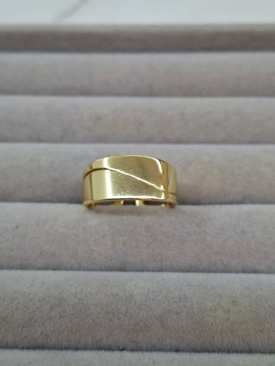 ANILLO 