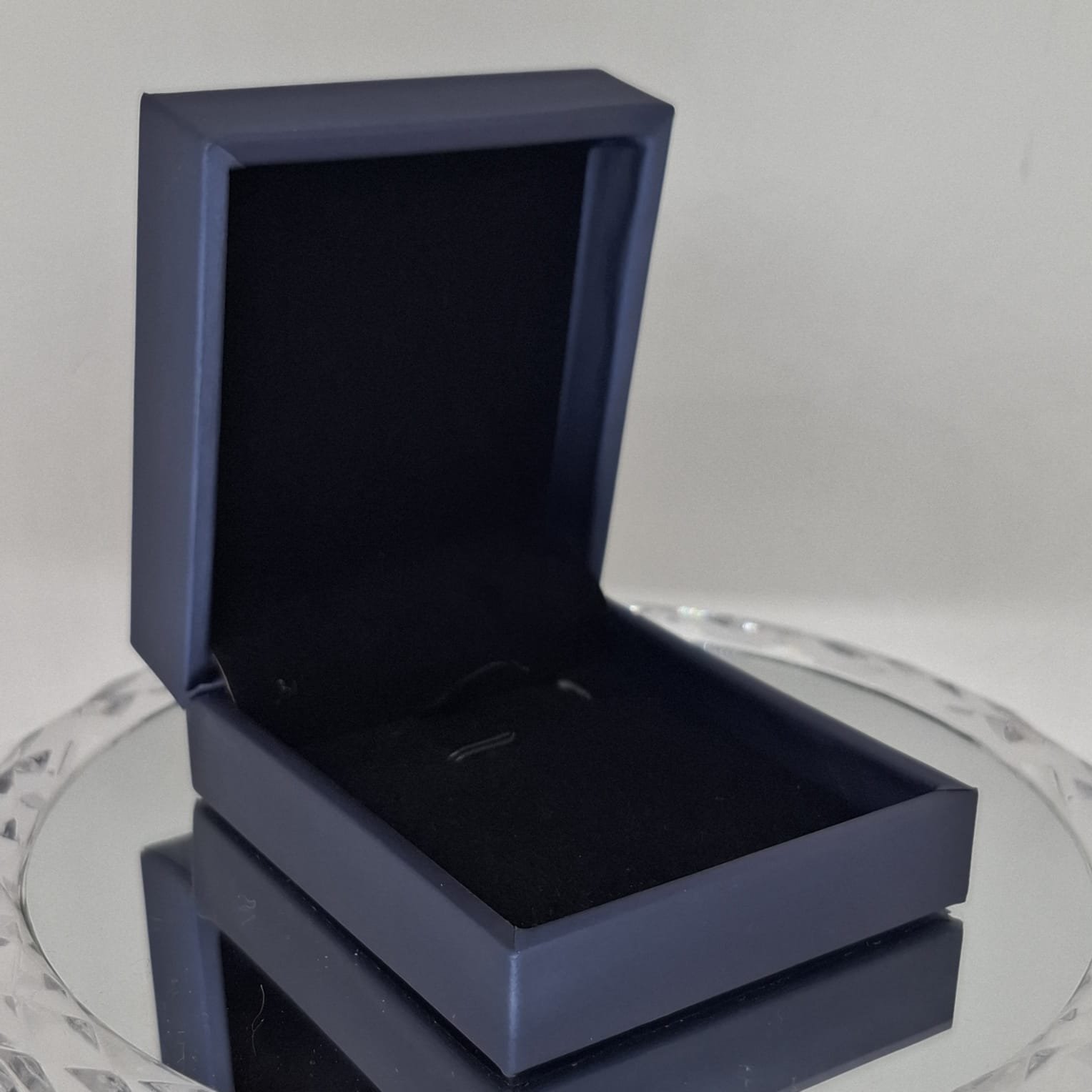 ESTUCHE JOYAS RIBETE 7X8CM