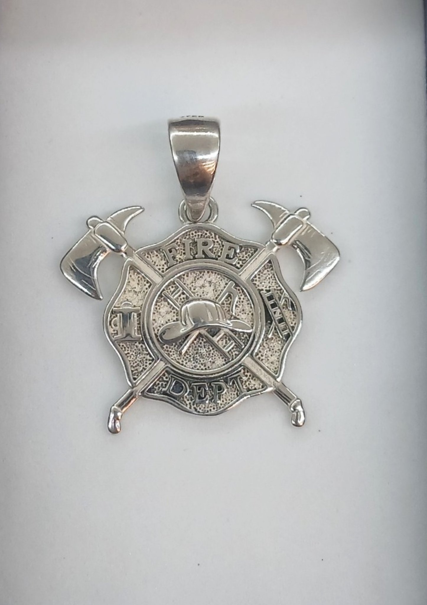 DIJE DEL ESCUDO DE BOMBERO 