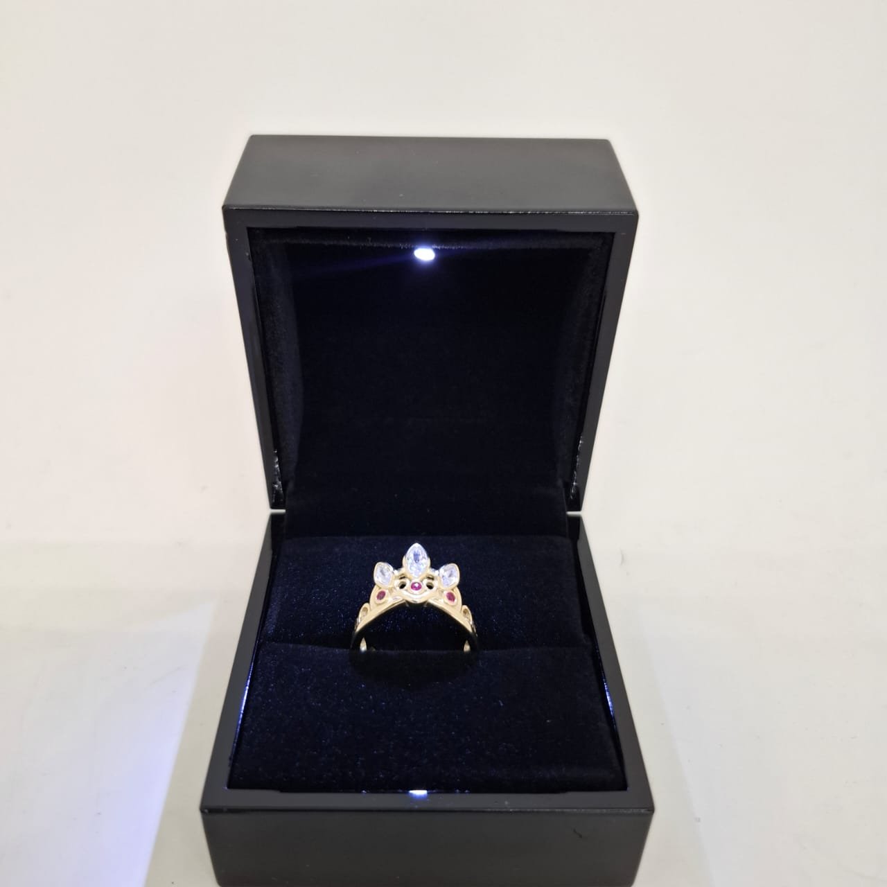 ESTUCHE JOYAS LUZ 6.3X6CM NEGRO