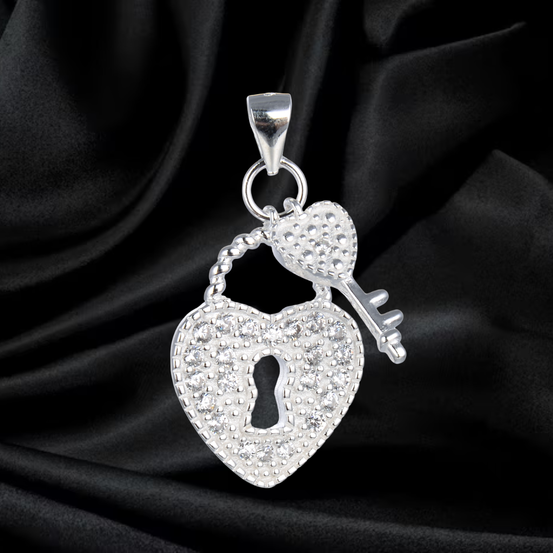 DIJE CORAZÓN CON LLAVE 