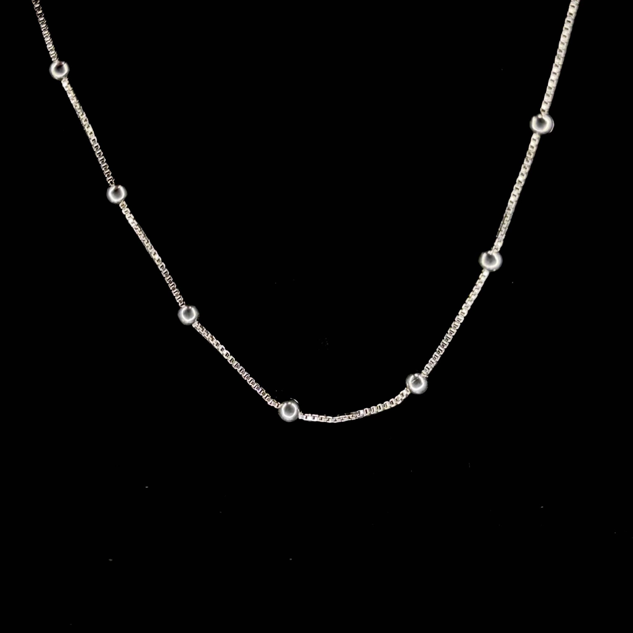 CADENA COLA DE RATON CON BOLITAS