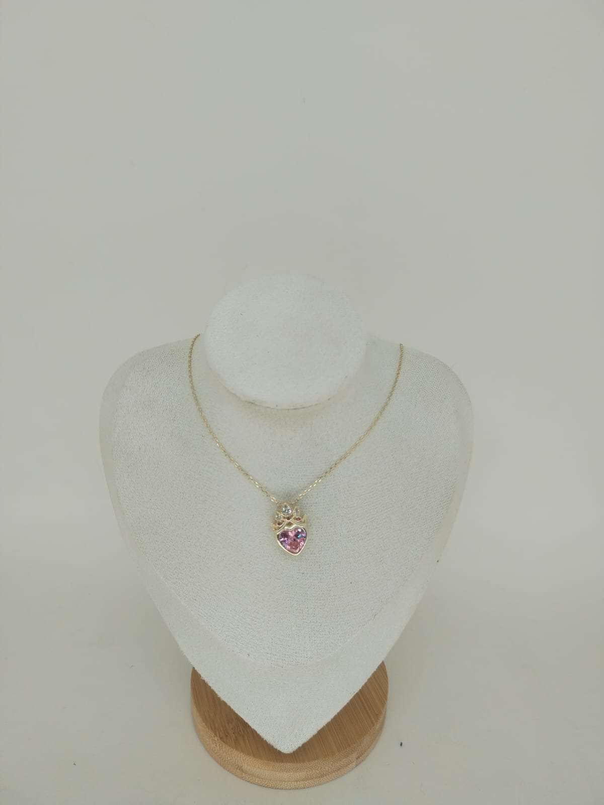 CUELLO BEIGE PEQUEÑO