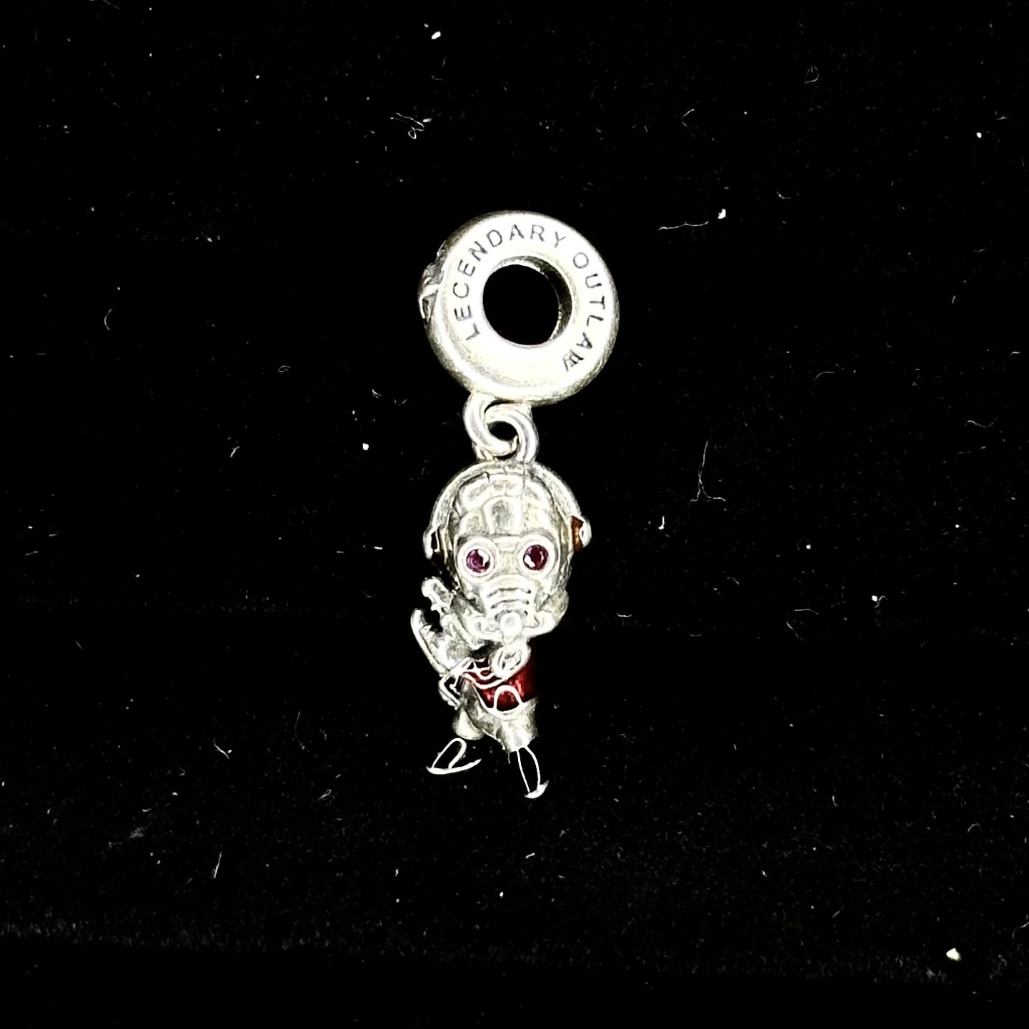 CHARM ESTILO HOMBRE HORMIGA