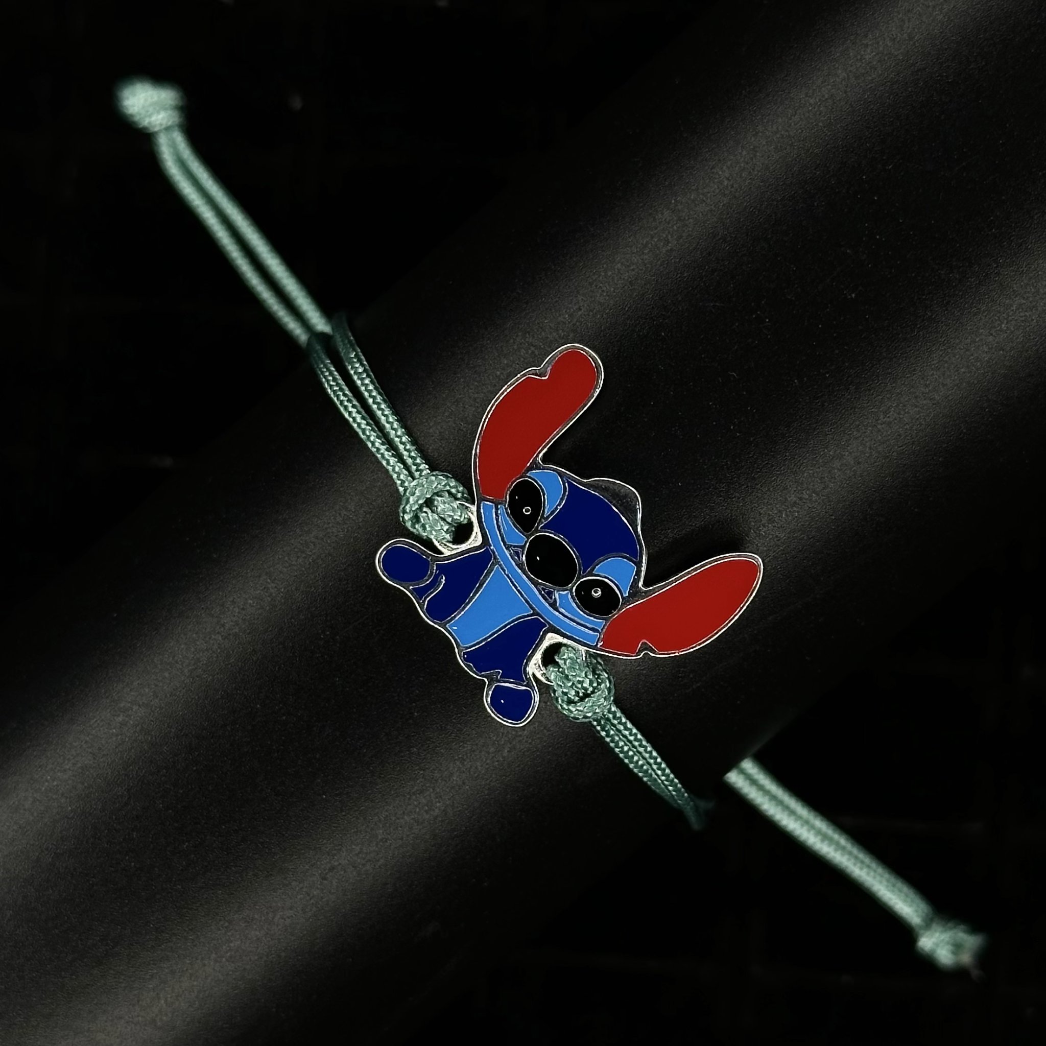 PULSERA PARA DAMA ESTILO STITCH AJUSTABLE