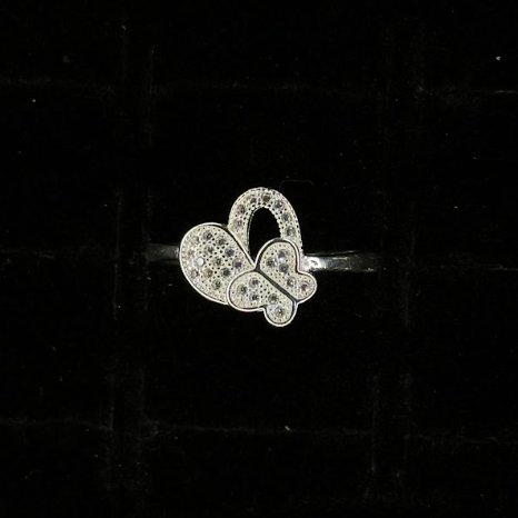 ANILLO DE CORAZON CON MARIPOSA