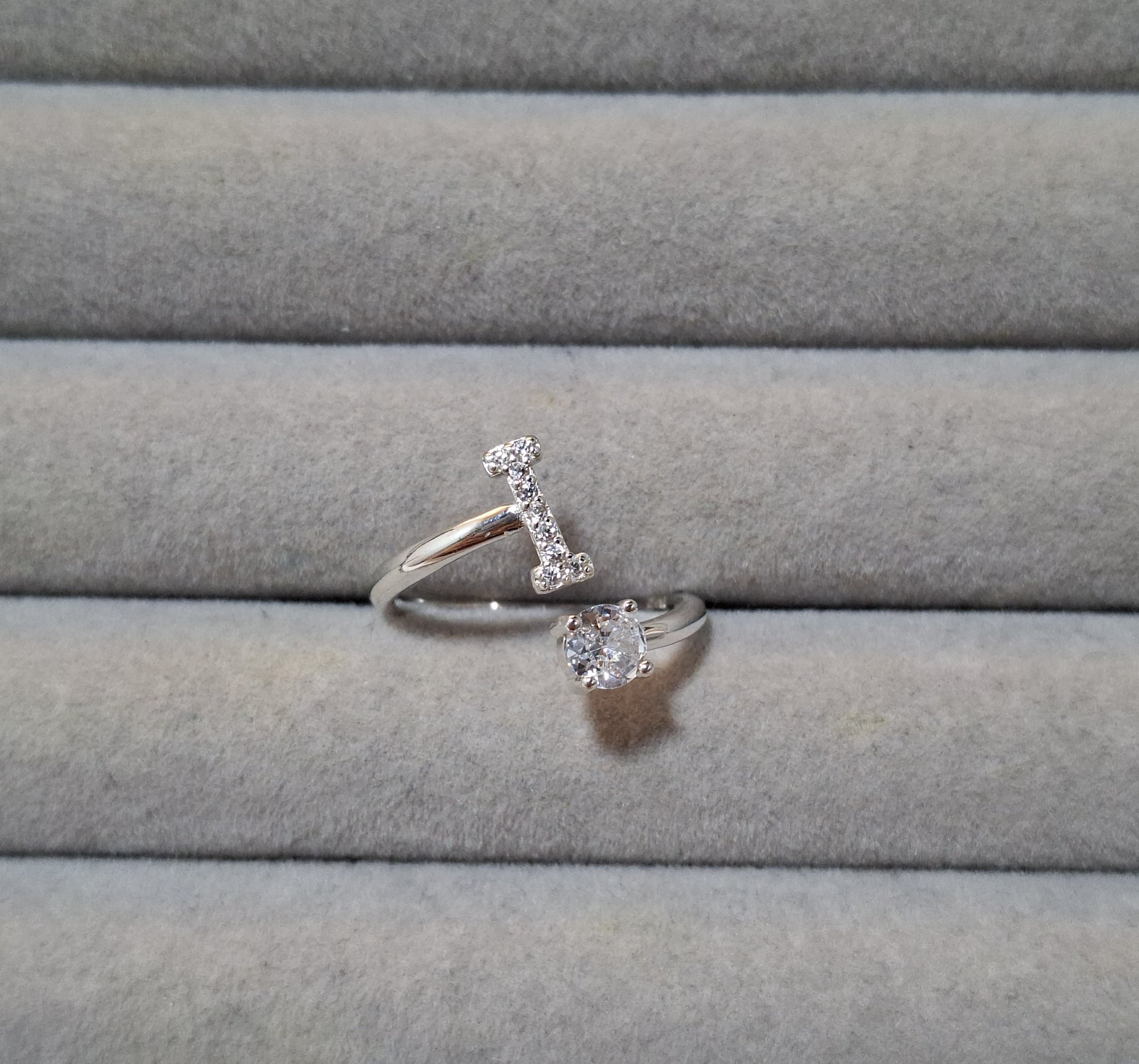 ANILLO AJUS LETRA I