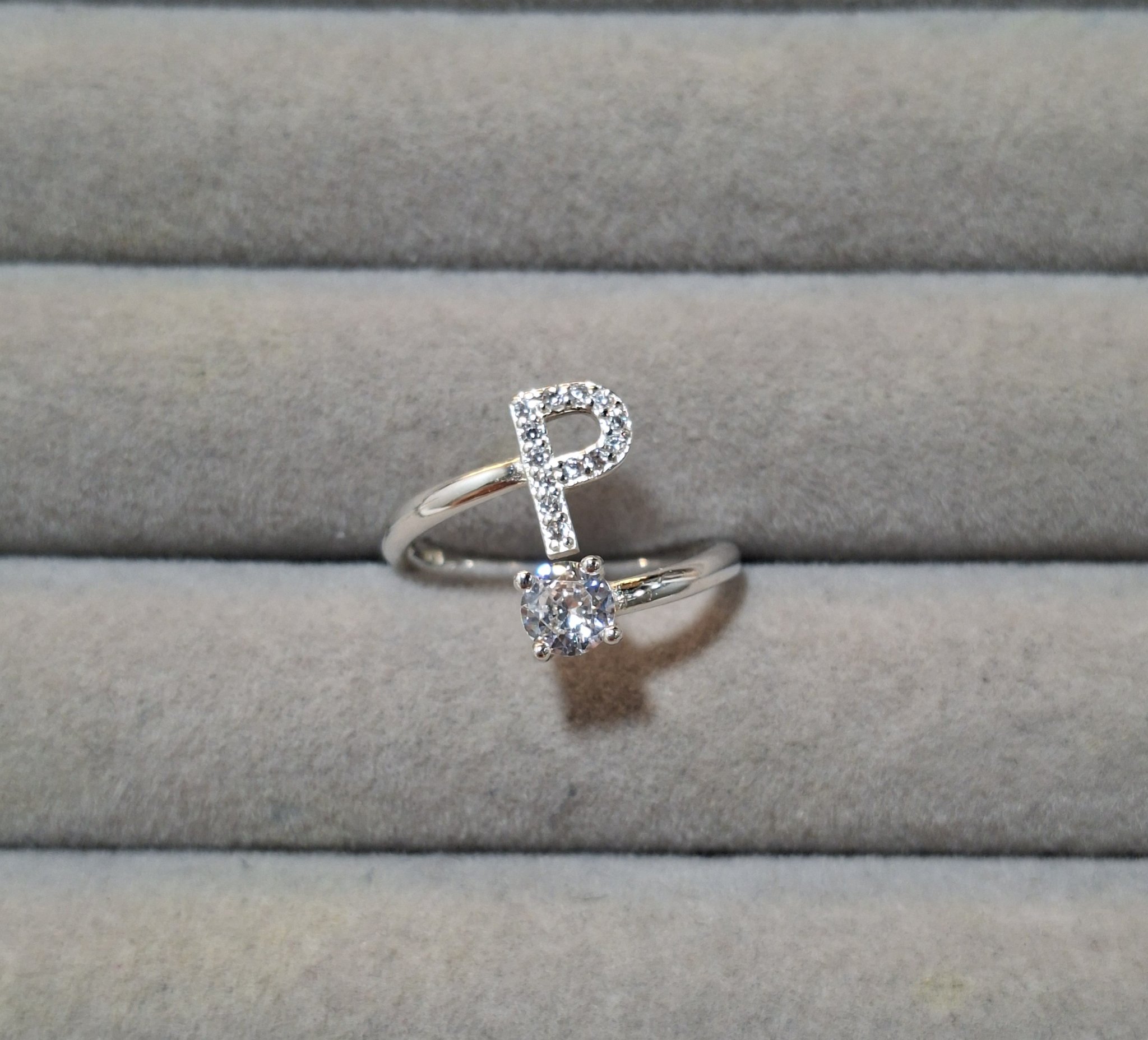 ANILLO AJUS LETRA P